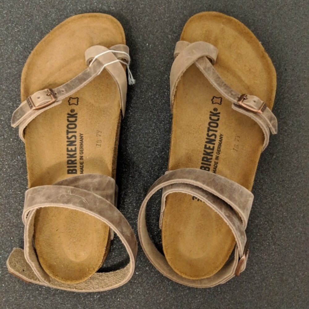 Brand new yara birkenstocks